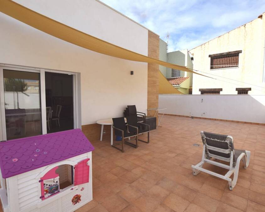3 Bed, 2 Bath, HouseFor Sale, Almoradi, Alicante