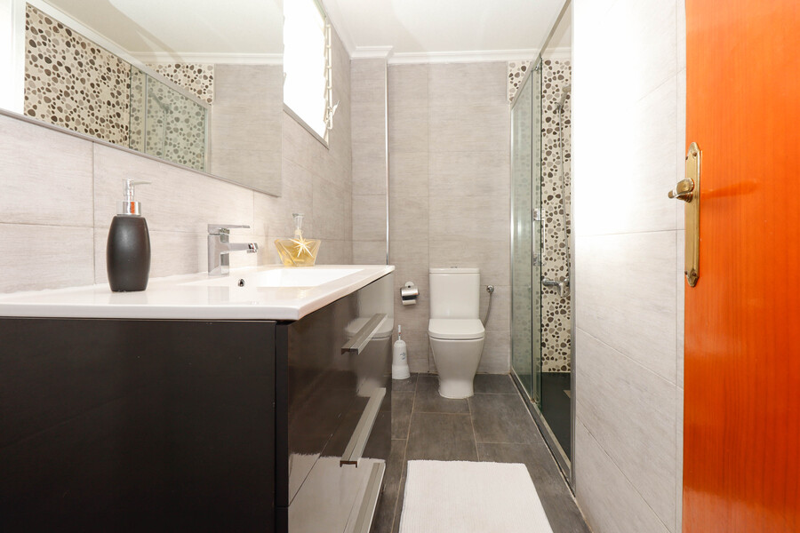 3 Bed, 2 Bath, ApartmentFor Sale, Torrevieja, Alicante