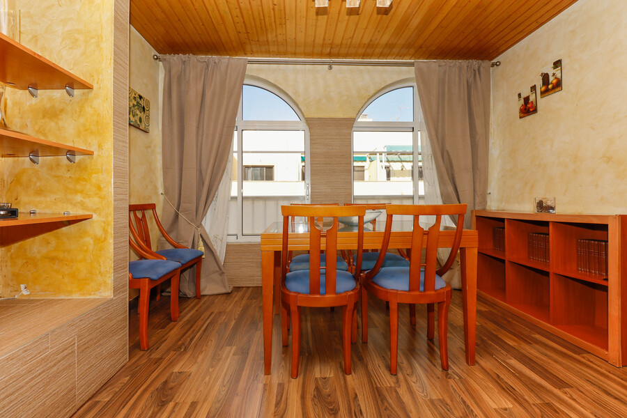 3 Bed, 2 Bath, ApartmentFor Sale, Torrevieja, Alicante