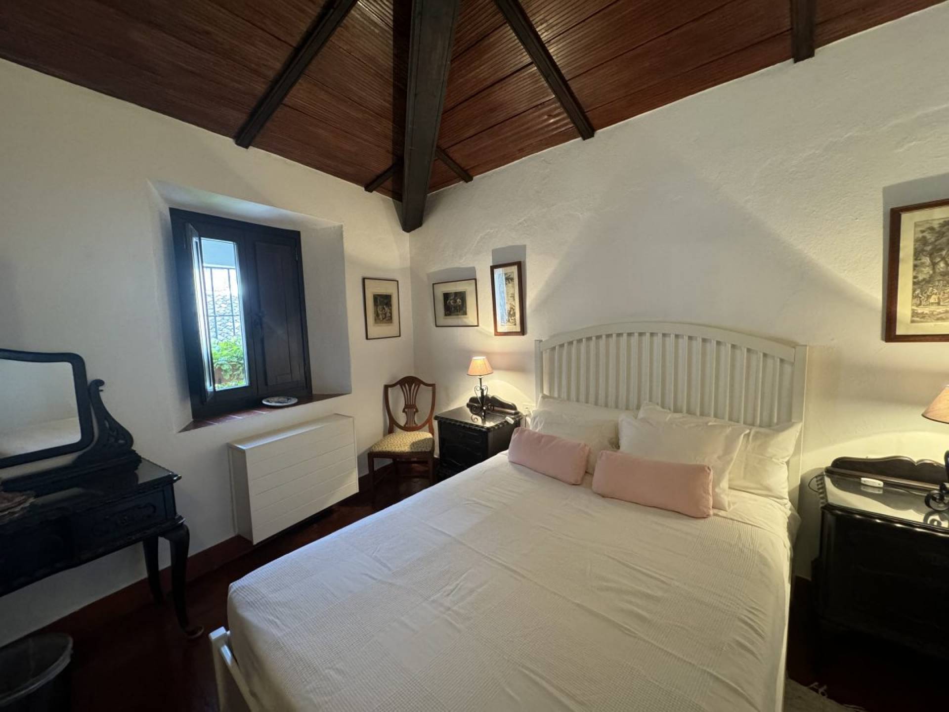 5 Bed, 2 Bath, HouseFor Sale, Grazalema, Cadiz, 11610