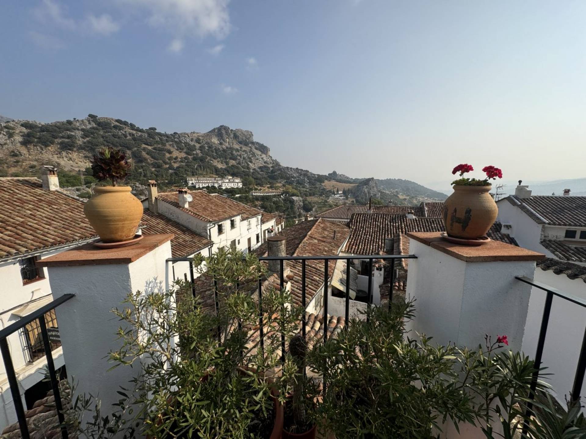 5 Bed, 2 Bath, HouseFor Sale, Grazalema, Cadiz, 11610