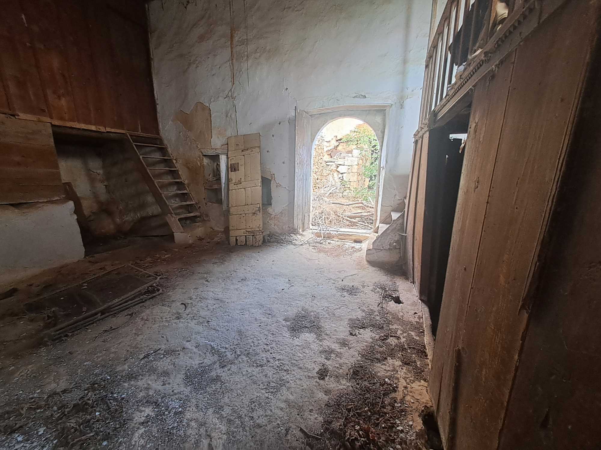 3 Bed, 1 Bath, HouseFor Sale, Chania, Crete, 73008