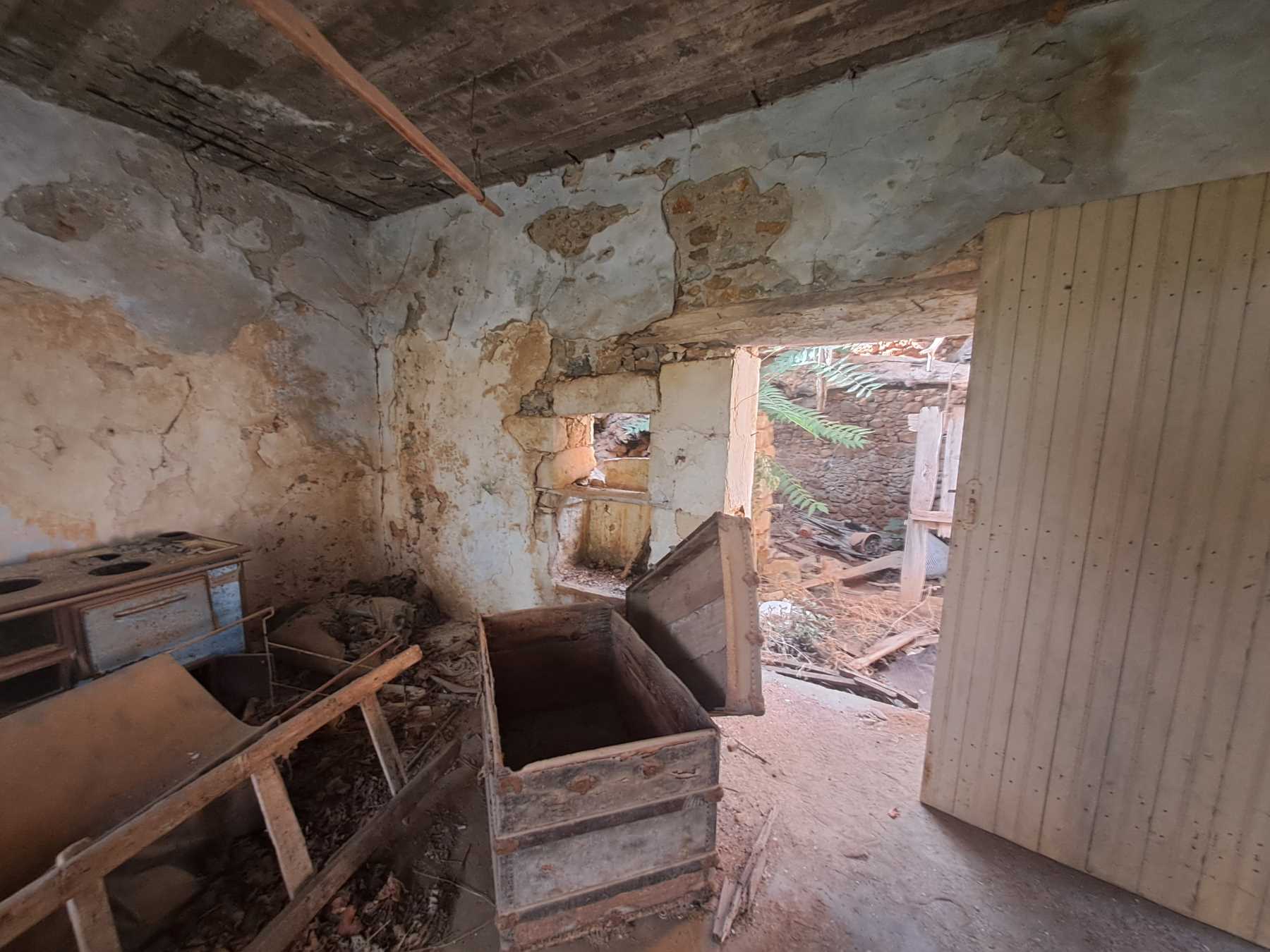 3 Bed, 1 Bath, HouseFor Sale, Chania, Crete, 73008