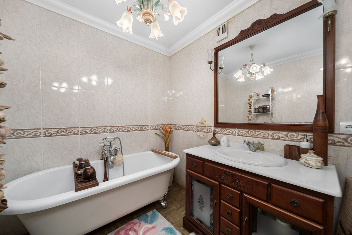 6 Bed, 5 Bath, HouseFor Sale, Benalmadena, Malaga, 29630