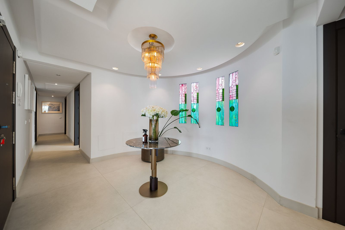 4 Bed, 4 Bath, ApartmentFor Sale, Benalmadena, Malaga, 29630