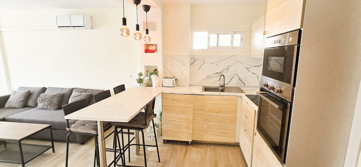 2 Bed, 1 Bath, ApartmentFor Sale, Benalmadena, Malaga, 29630