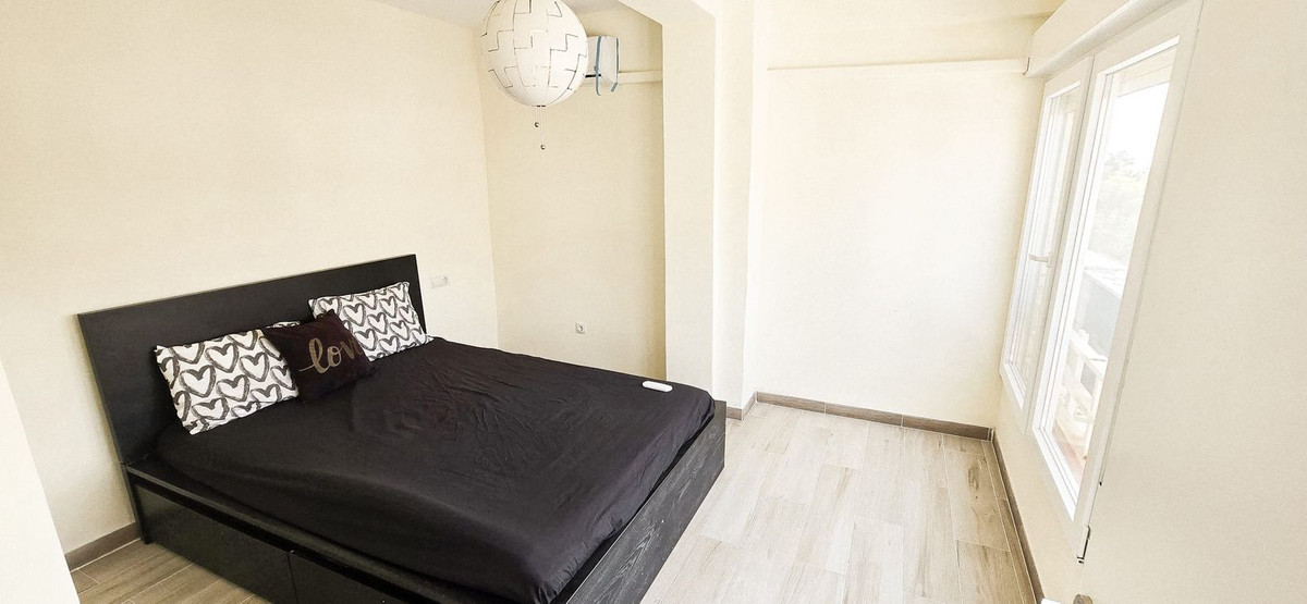 2 Bed, 1 Bath, ApartmentFor Sale, Benalmadena, Malaga, 29630
