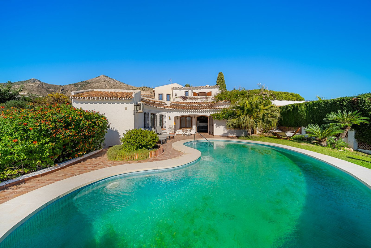 5 Bed, 4 Bath, HouseFor Sale, Benalmadena, Malaga, 29630