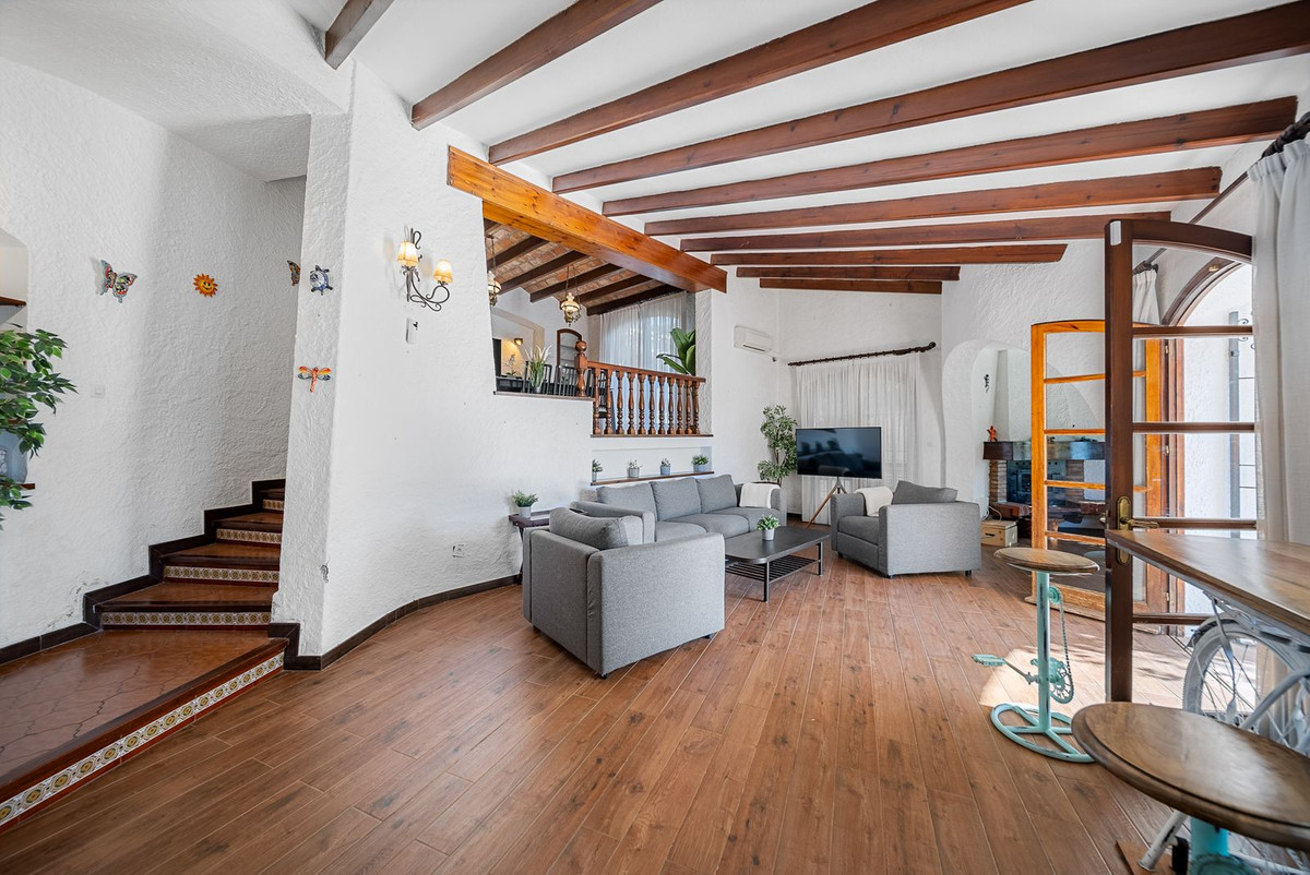 5 Bed, 4 Bath, HouseFor Sale, Benalmadena, Malaga, 29630