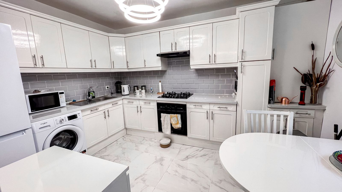 2 Bed, 1 Bath, HouseFor Sale, Benalmadena, Malaga, 29630