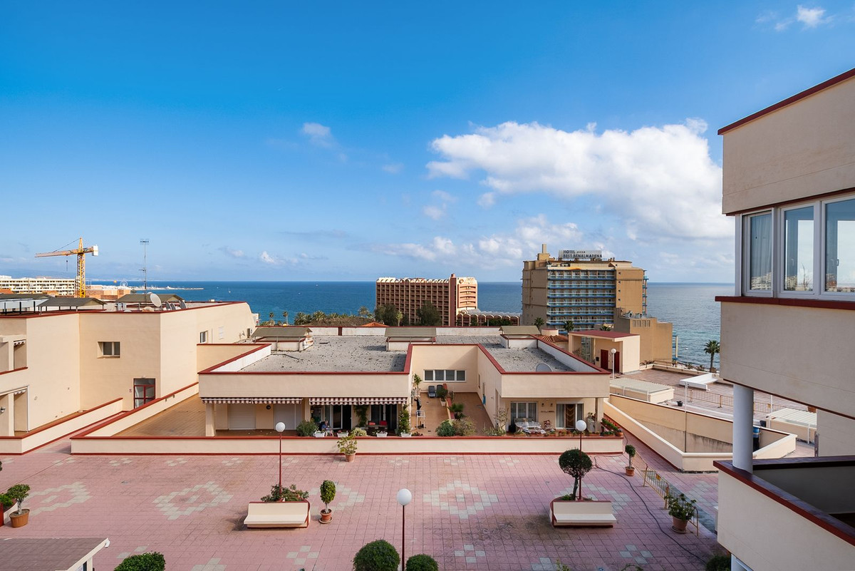 2 Bed, 2 Bath, ApartmentFor Sale, Benalmadena, Malaga, 29630