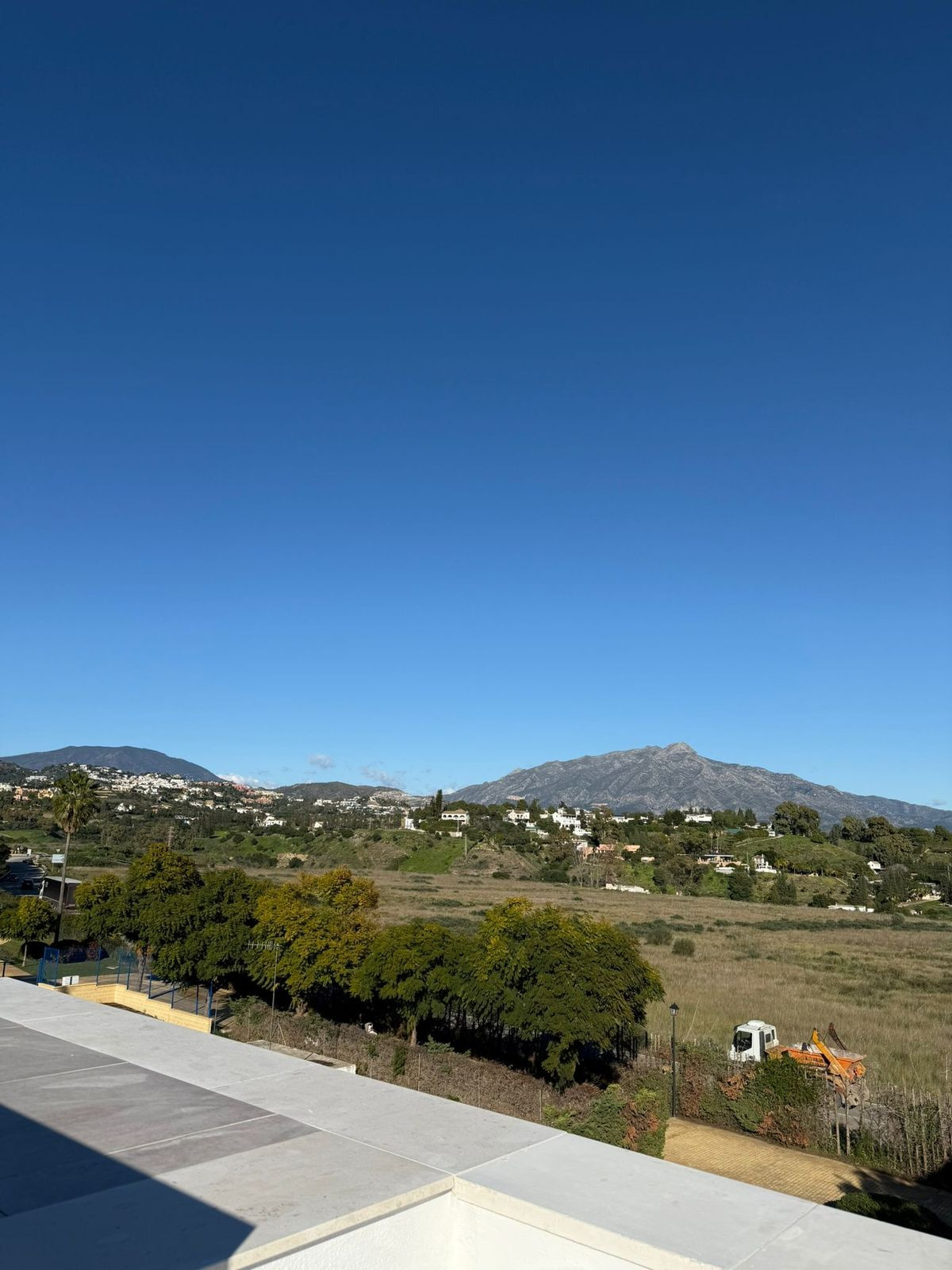 3 Bed, 2 Bath, ApartmentFor Sale, Atalaya, Malaga