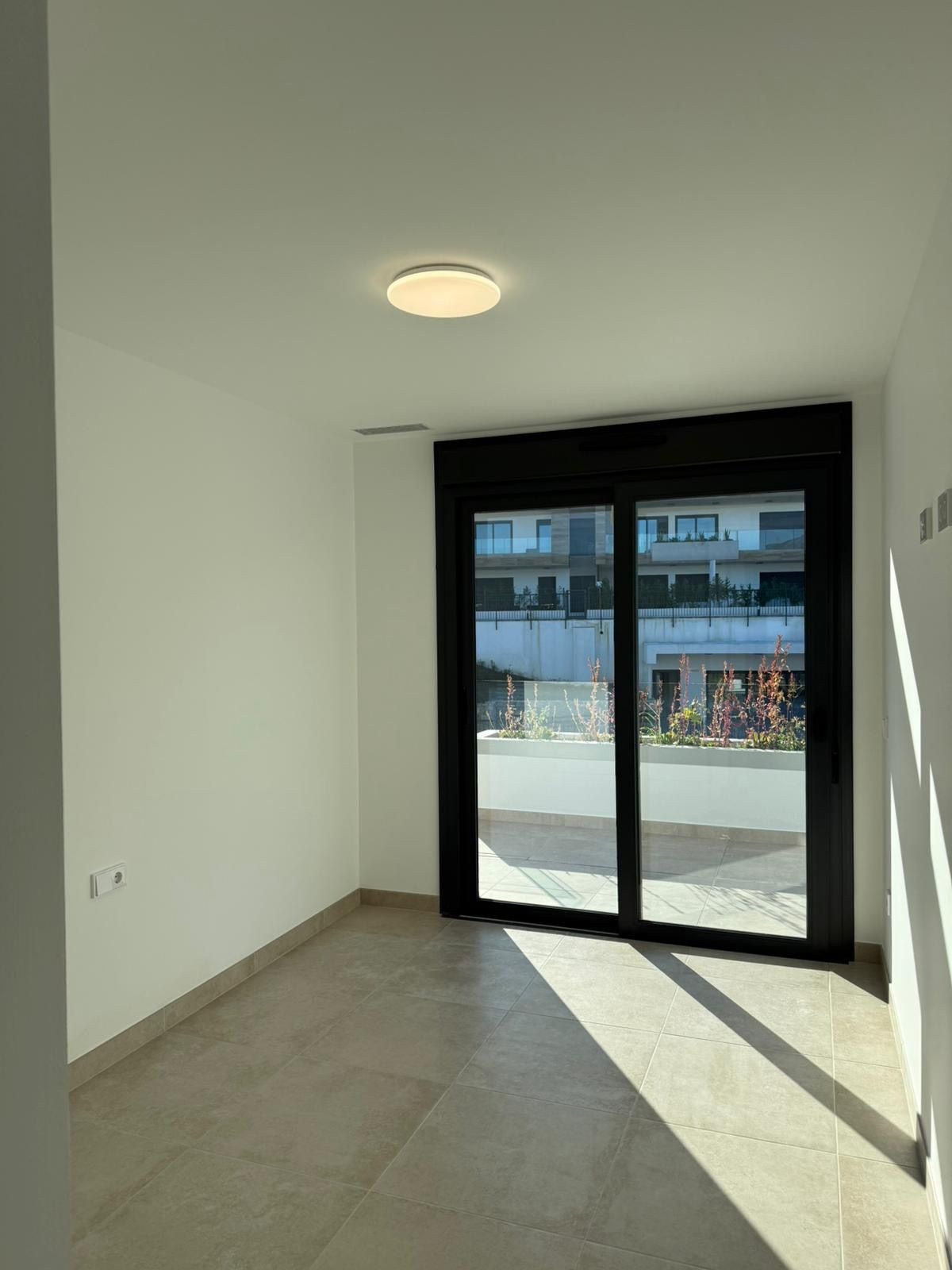 3 Bed, 2 Bath, ApartmentFor Sale, Atalaya, Malaga