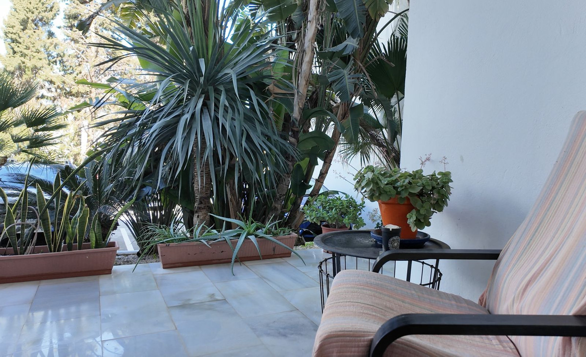 2 Bed, 2 Bath, ApartmentFor Sale, Estepona, Malaga