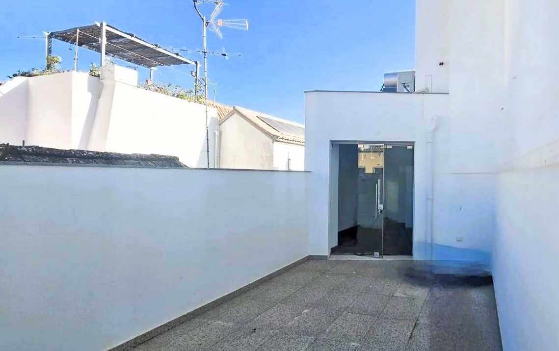 1 Bed, 2 Bath, HouseFor Sale, Algarve