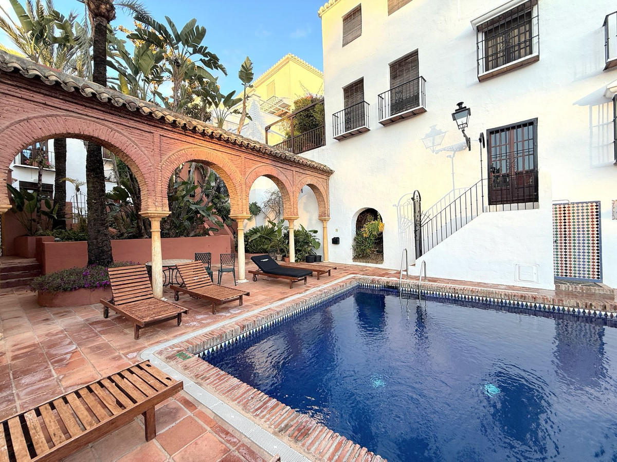 4 Bed, 4 Bath, HouseFor Sale, Marbella, Malaga