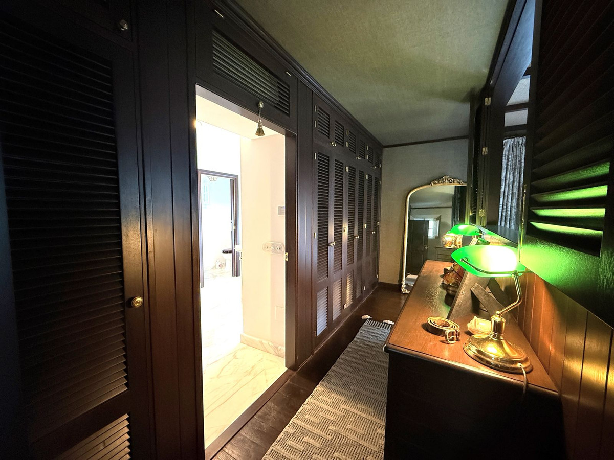 4 Bed, 4 Bath, HouseFor Sale, Marbella, Malaga