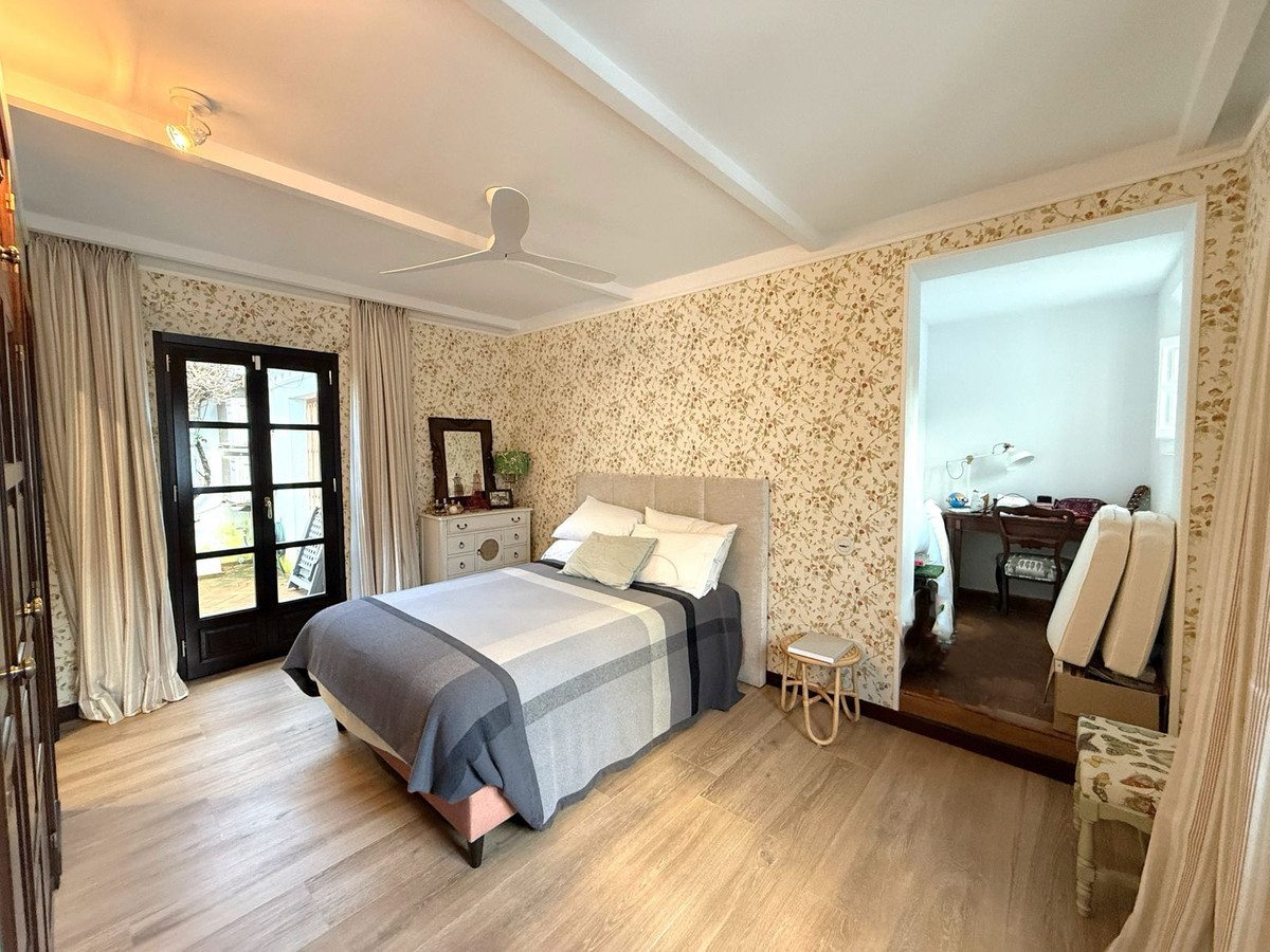 4 Bed, 4 Bath, HouseFor Sale, Marbella, Malaga