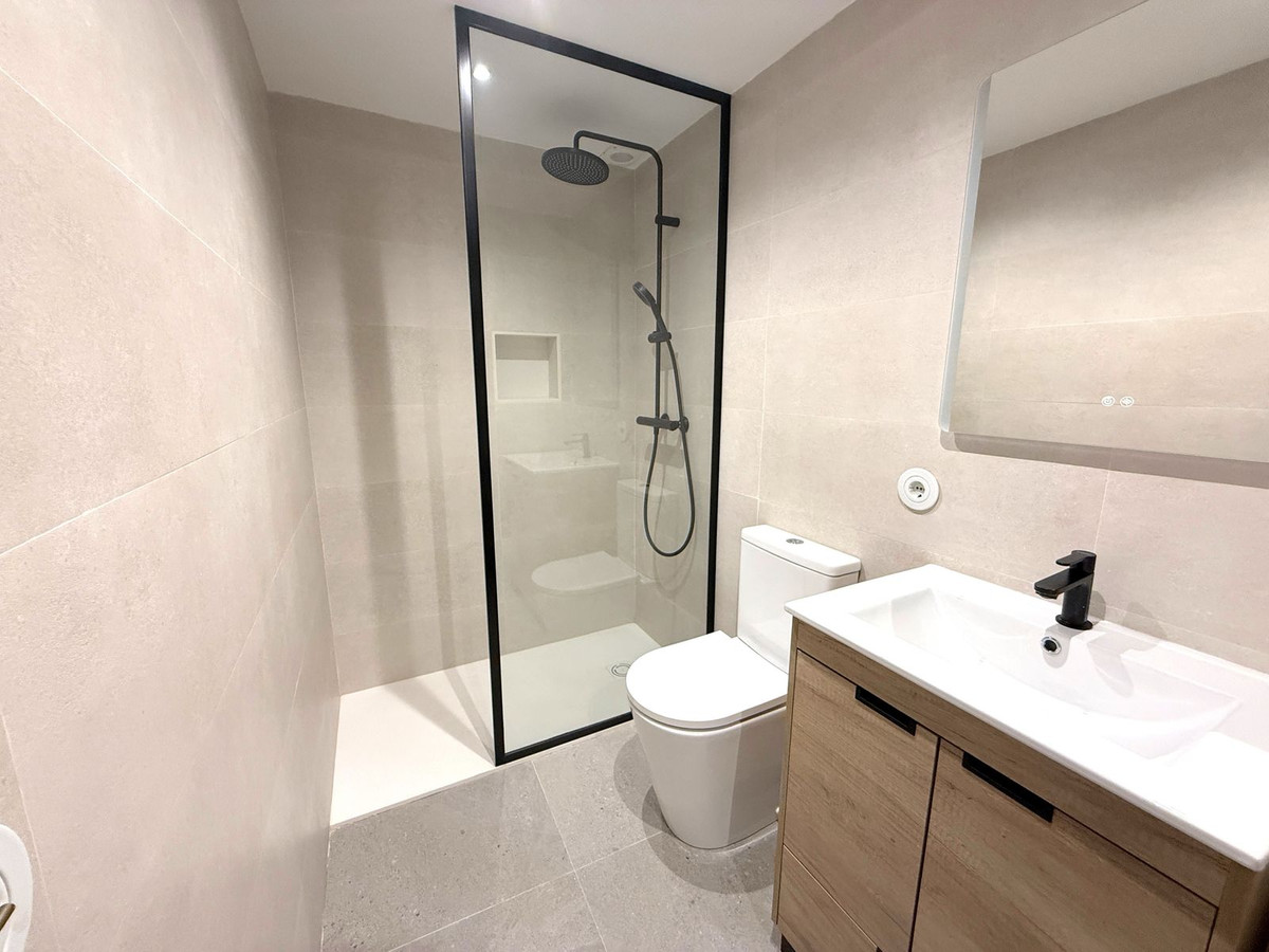 4 Bed, 4 Bath, HouseFor Sale, Marbella, Malaga