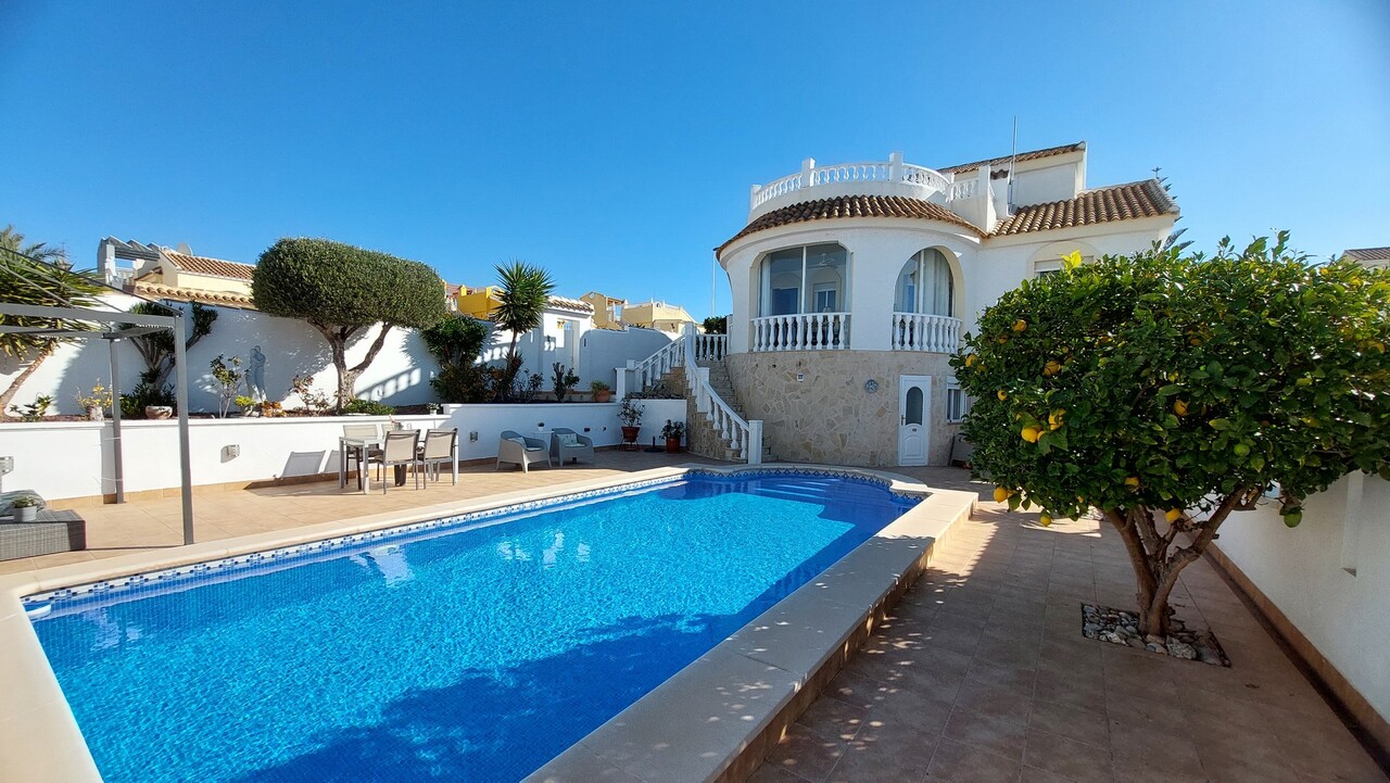 5 Bed, 4 Bath, HouseFor Sale, Camposol, Murcia