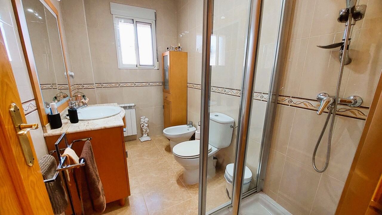 5 Bed, 2 Bath, HouseFor Sale, Totana, Murcia