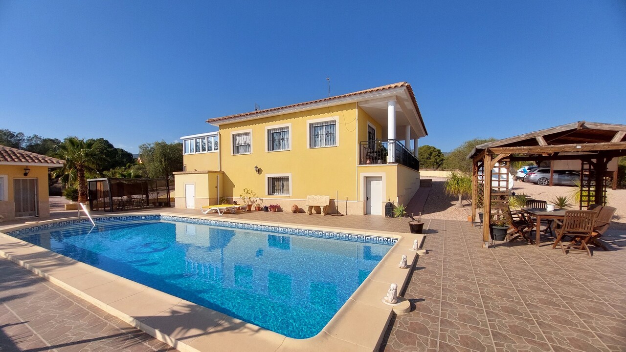 5 Bed, 2 Bath, HouseFor Sale, Totana, Murcia