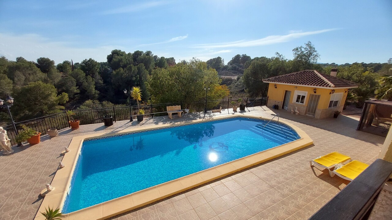 5 Bed, 2 Bath, HouseFor Sale, Totana, Murcia