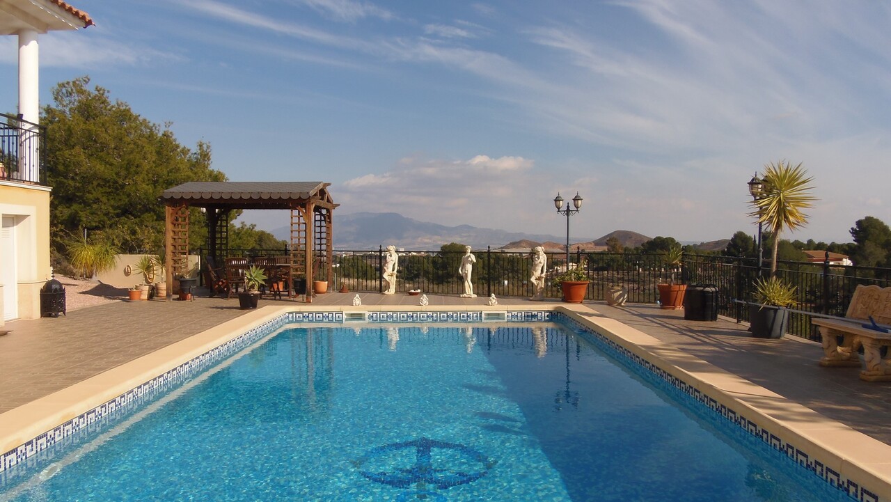 5 Bed, 2 Bath, HouseFor Sale, Totana, Murcia