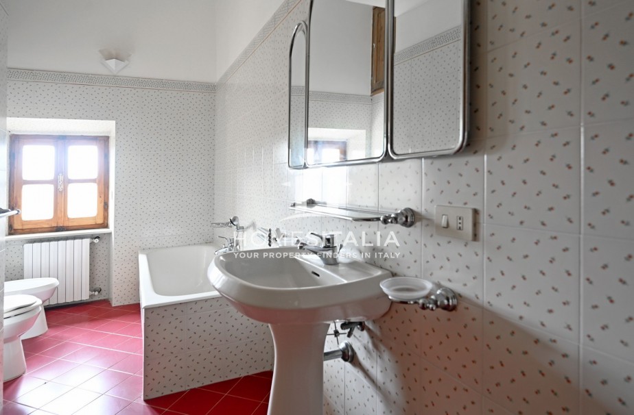 3 Bed, 4 Bath, HouseFor Sale, Civitella d'Agliano, Viterbo, Latium