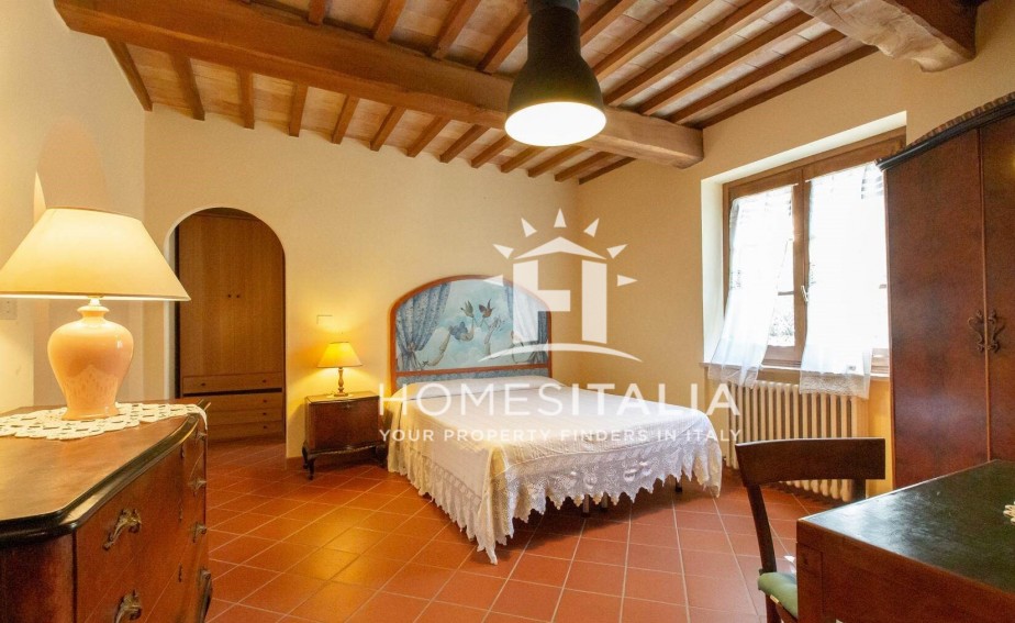 4 Bed, 4 Bath, HouseFor Sale, San Casciano dei Bagni, Siena, Tuscany