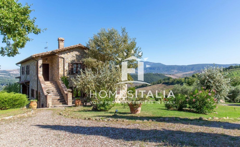 4 Bed, 4 Bath, HouseFor Sale, San Casciano dei Bagni, Siena, Tuscany