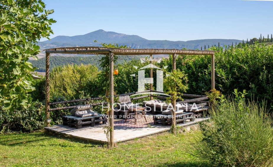 4 Bed, 4 Bath, HouseFor Sale, San Casciano dei Bagni, Siena, Tuscany