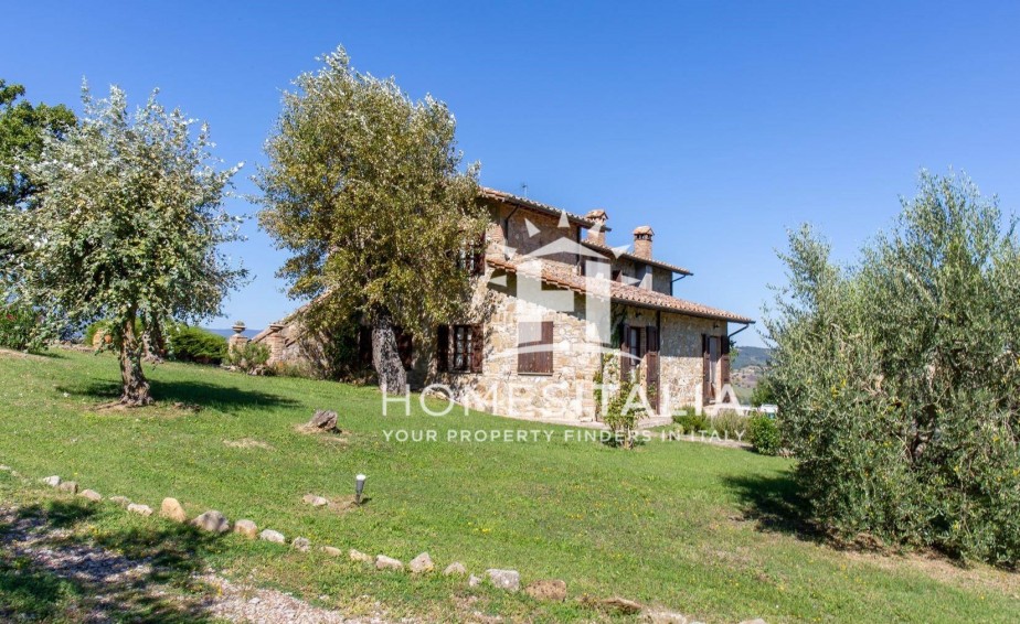 4 Bed, 4 Bath, HouseFor Sale, San Casciano dei Bagni, Siena, Tuscany