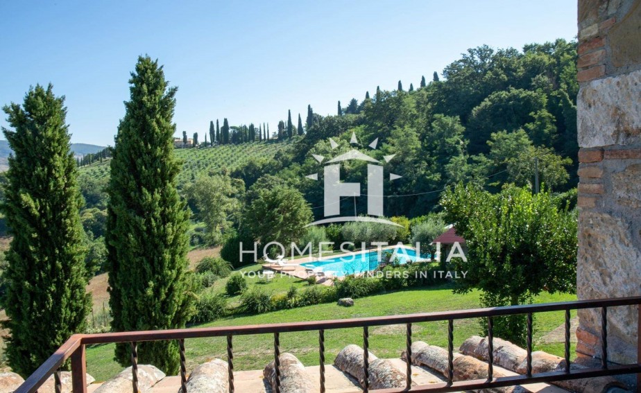 4 Bed, 4 Bath, HouseFor Sale, San Casciano dei Bagni, Siena, Tuscany