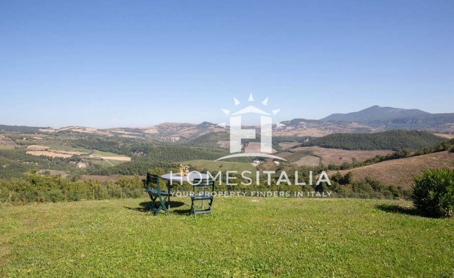 4 Bed, 4 Bath, HouseFor Sale, San Casciano dei Bagni, Siena, Tuscany