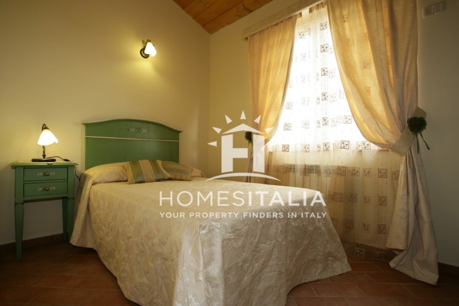 12 Bed, 9 Bath, HouseFor Sale, Piancastagnaio, Siena, Tuscany