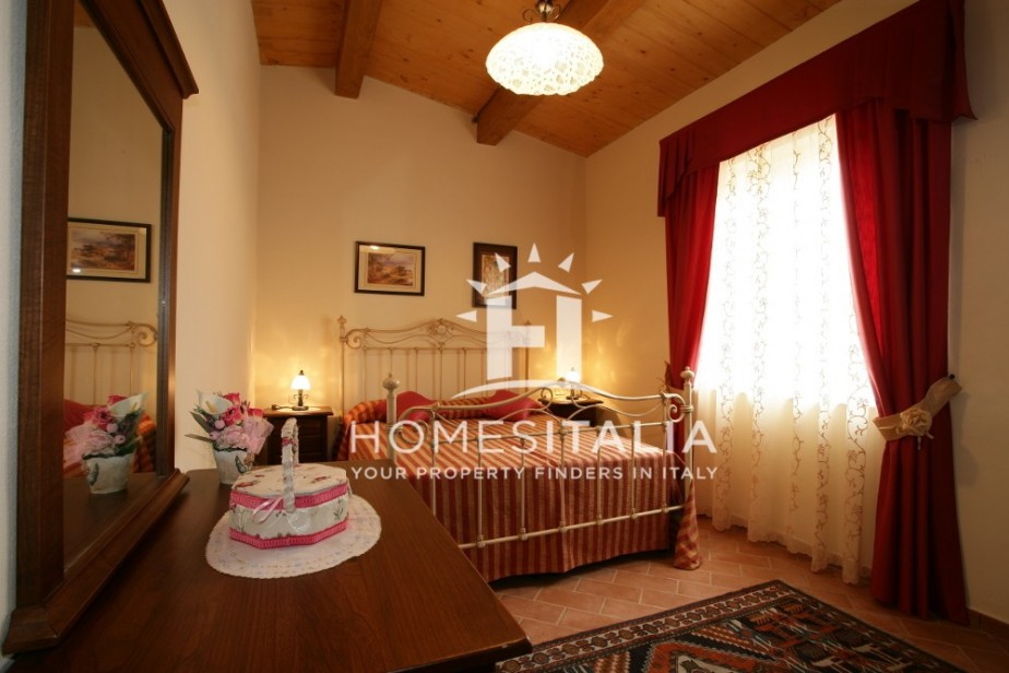 12 Bed, 9 Bath, HouseFor Sale, Piancastagnaio, Siena, Tuscany