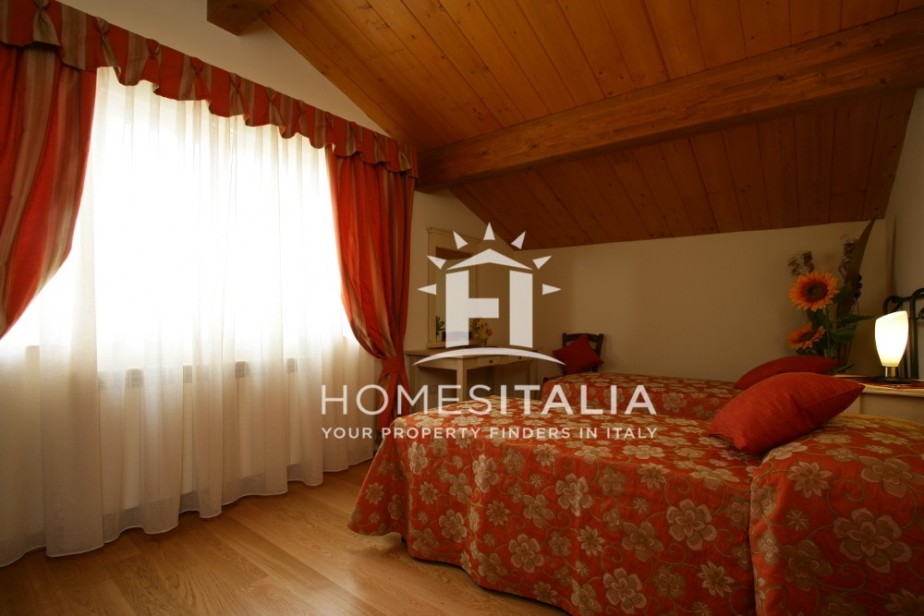 12 Bed, 9 Bath, HouseFor Sale, Piancastagnaio, Siena, Tuscany