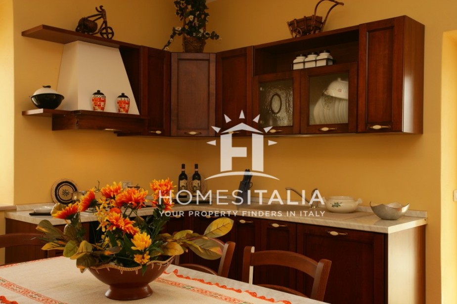 12 Bed, 9 Bath, HouseFor Sale, Piancastagnaio, Siena, Tuscany