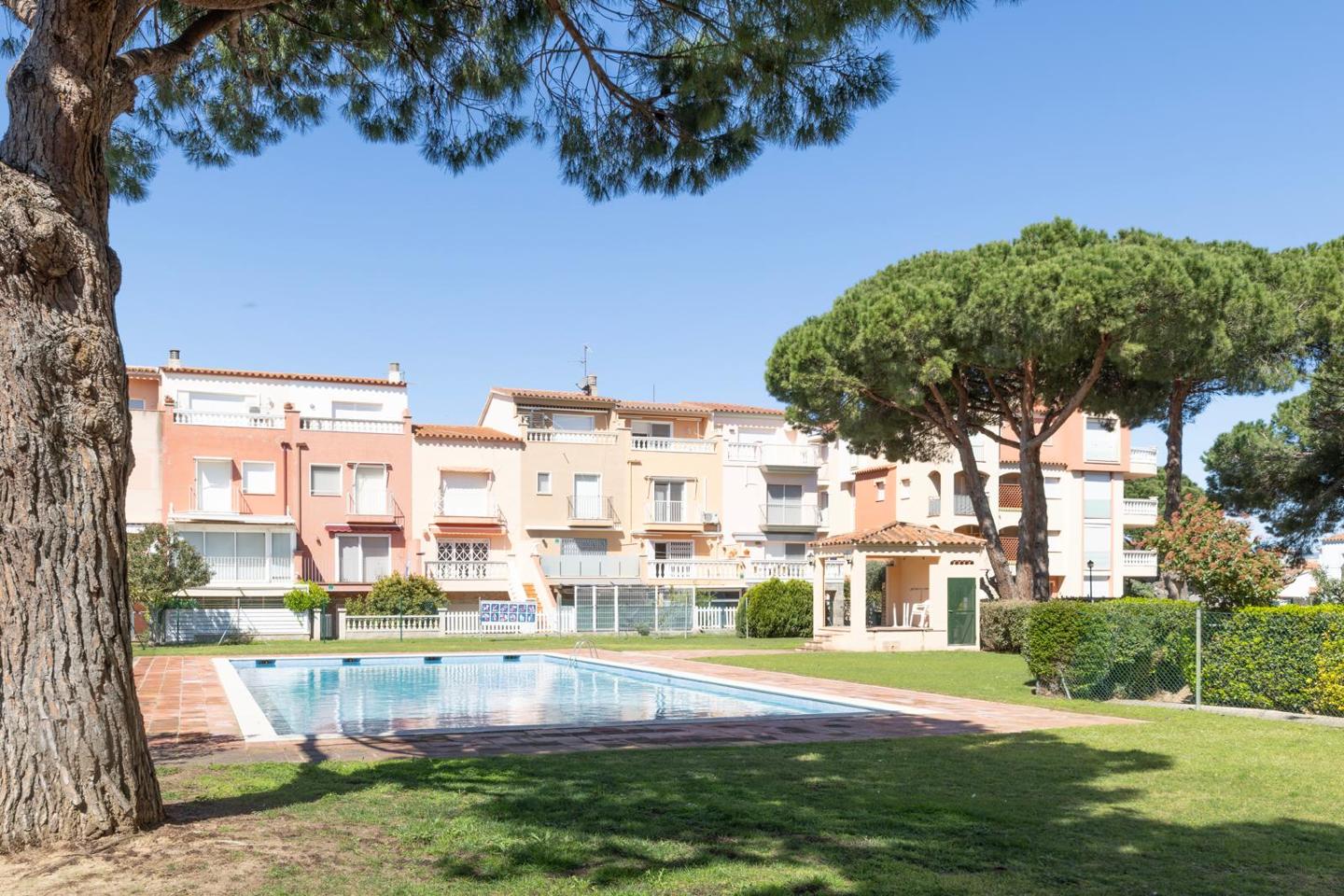 3 Bed, 2 Bath, HouseFor Sale, Empuriabrava, Girona, 17487
