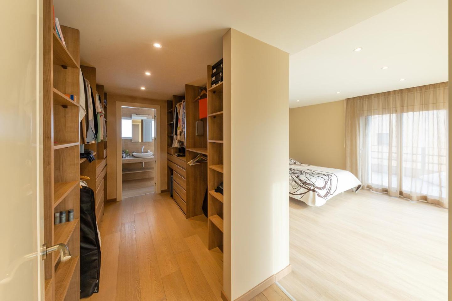 5 Bed, 5 Bath, HouseFor Sale, Empuriabrava, Girona, 17487 5 Bed, 5 Bath, HouseFor Sale, Empuriabrava, Girona, 17487