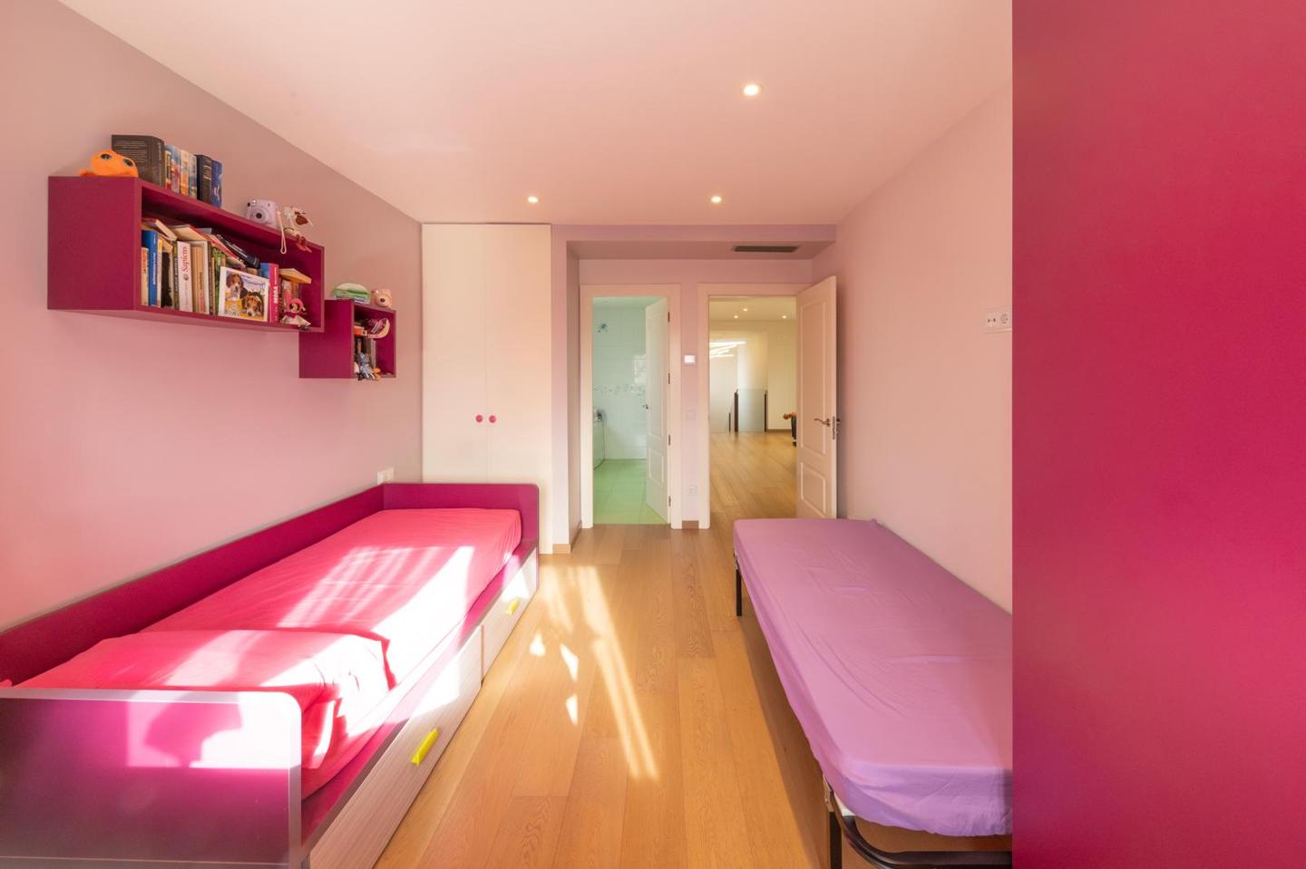 5 Bed, 5 Bath, HouseFor Sale, Empuriabrava, Girona, 17487 5 Bed, 5 Bath, HouseFor Sale, Empuriabrava, Girona, 17487