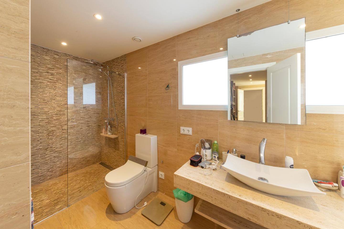 5 Bed, 5 Bath, HouseFor Sale, Empuriabrava, Girona, 17487 5 Bed, 5 Bath, HouseFor Sale, Empuriabrava, Girona, 17487