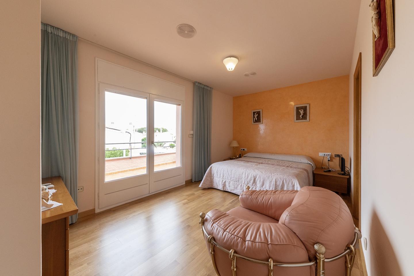 4 Bed, 3 Bath, HouseFor Sale, Roses, Girona, 17480 4 Bed, 3 Bath, HouseFor Sale, Roses, Girona, 17480