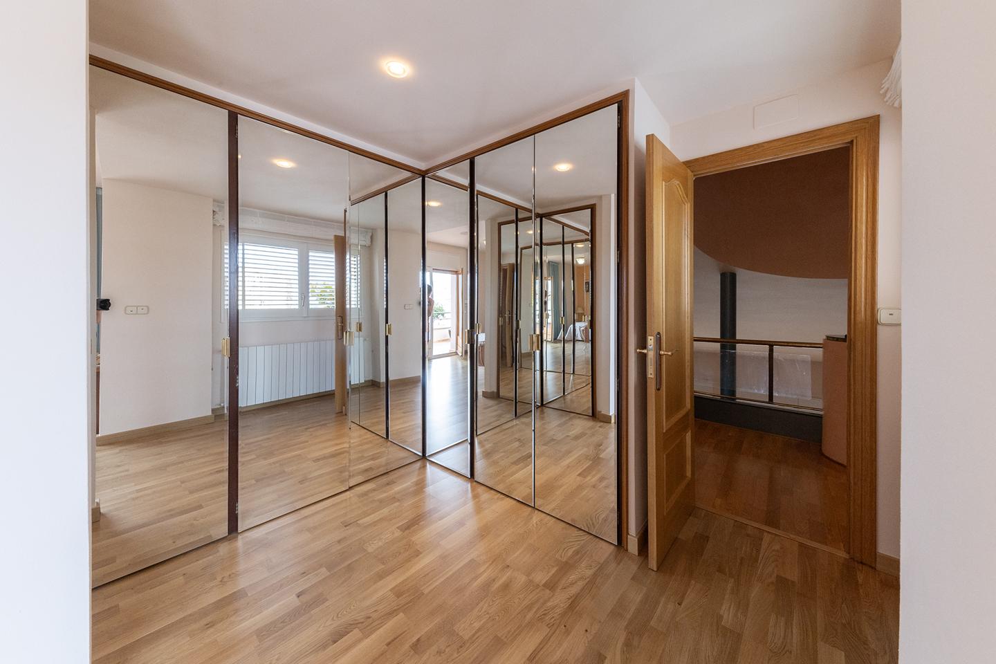 4 Bed, 3 Bath, HouseFor Sale, Roses, Girona, 17480 4 Bed, 3 Bath, HouseFor Sale, Roses, Girona, 17480