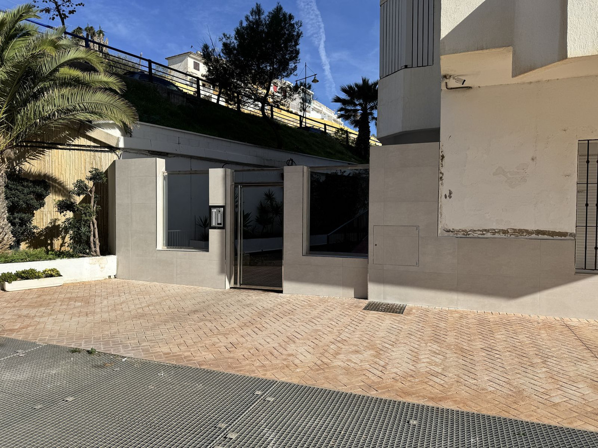 1 Bed, 1 Bath, ApartmentFor Sale, Fuengirola, Malaga