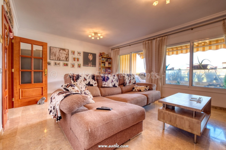 3 Bed, 2 Bath, ApartmentFor Sale, Urb Playa de la Arena, Playa De La Arena