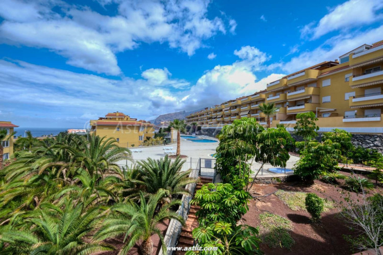 3 Bed, 2 Bath, ApartmentFor Sale, Urb Playa de la Arena, Playa De La Arena