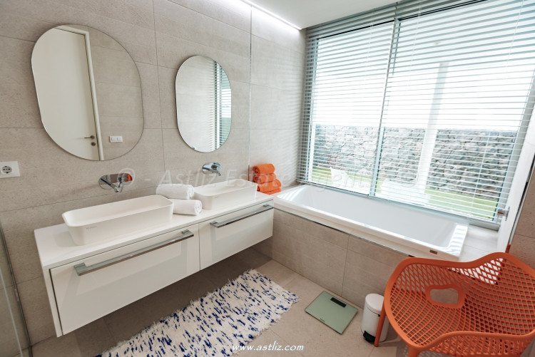 4 Bed, 4 Bath, HouseFor Sale, Callao Salvaje, Callao Salvaje