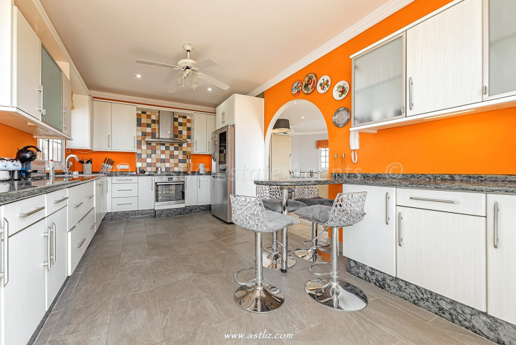 3 Bed, 3 Bath, HouseFor Sale, Callao Salvaje, Callao Salvaje